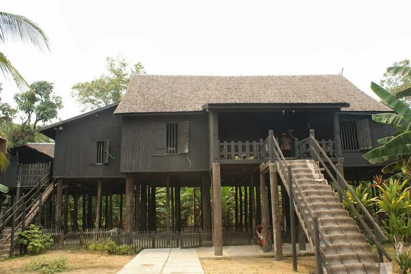Betang Damang Batu