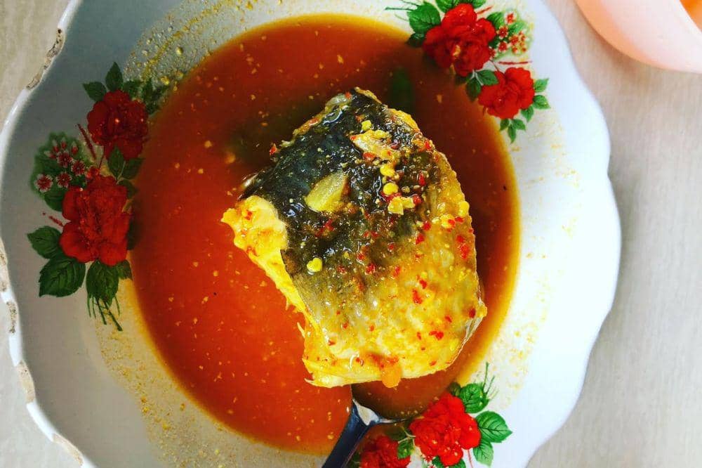 Ikan baung asam pedas. Kredit gambar pada laman Popmama: Instagram.com/felick.