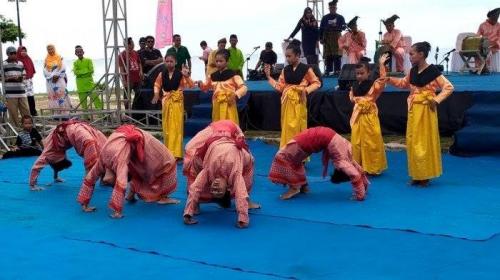 Tari Melemang dari Bintan.