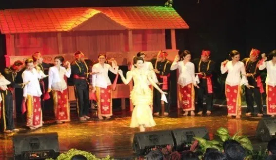 Tari Pasasanggarama, foto yang ditampilkan pada laman Visit Pare.